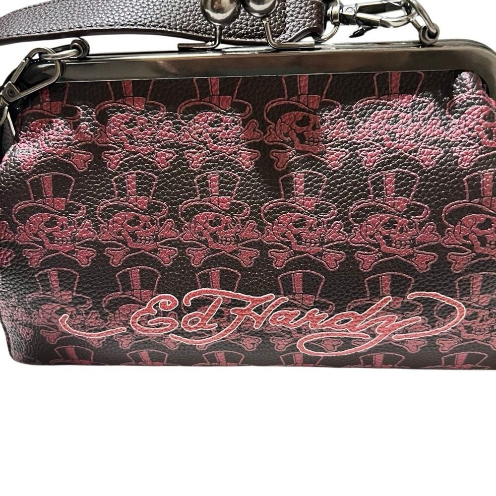 New Retro Y2K Ed Hardy Logo Bling Tiger Kiss lock Clutch removable chain strap - Picture 2 of 6